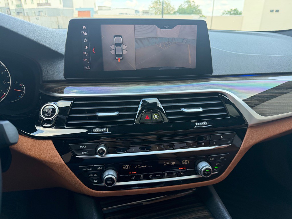 2018 BMW 5 Series Image 12