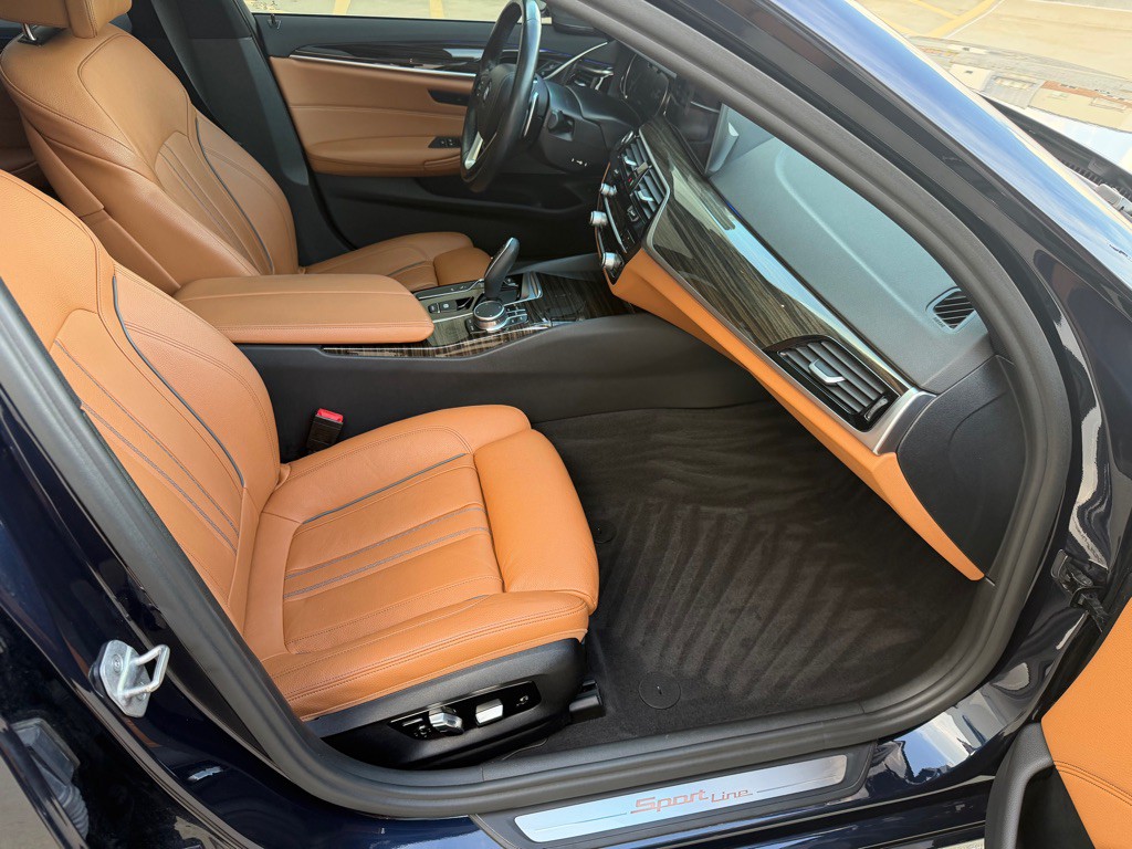 2018 BMW 5 Series Image 20