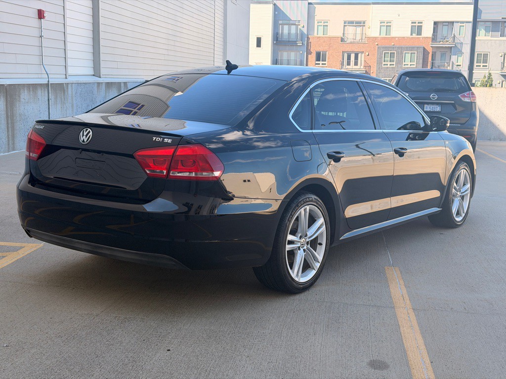 2014 Volkswagen Passat Image 3