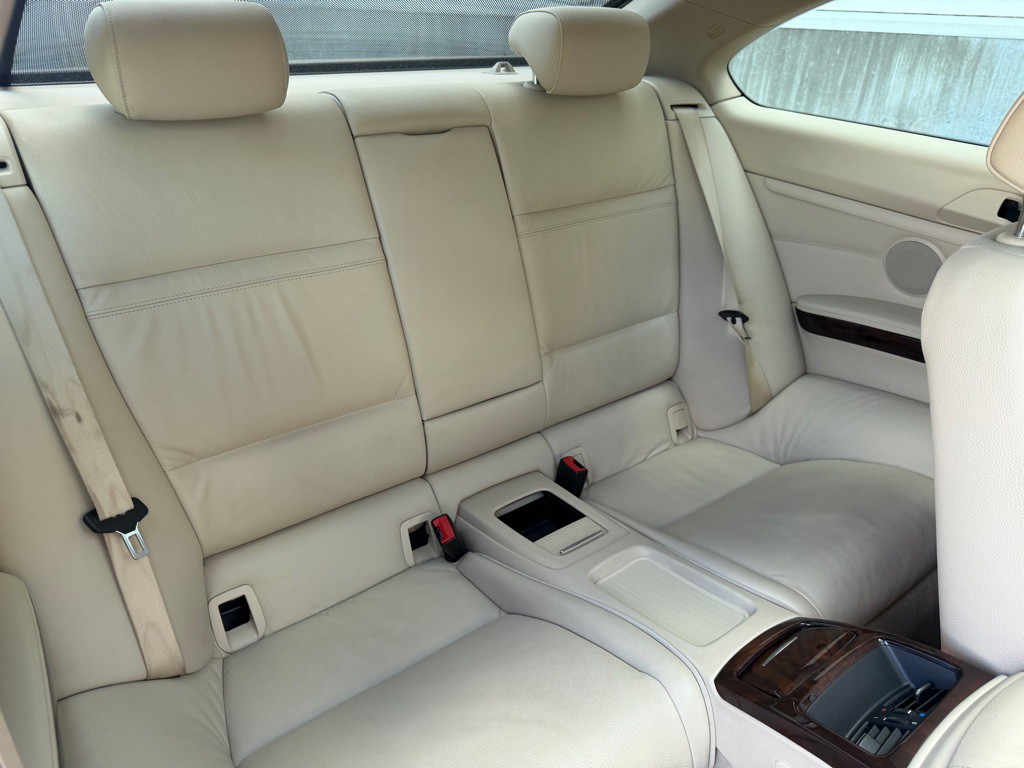 2013 BMW 3 Series Image 22