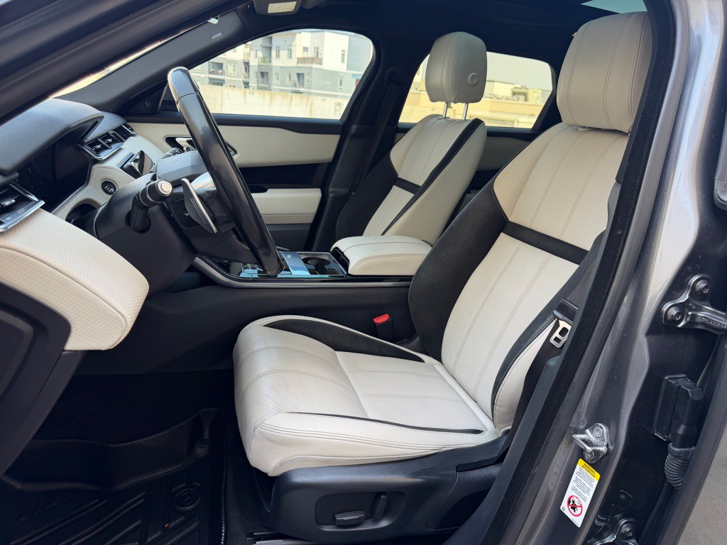 2018 Land Rover Range Rover Image 13