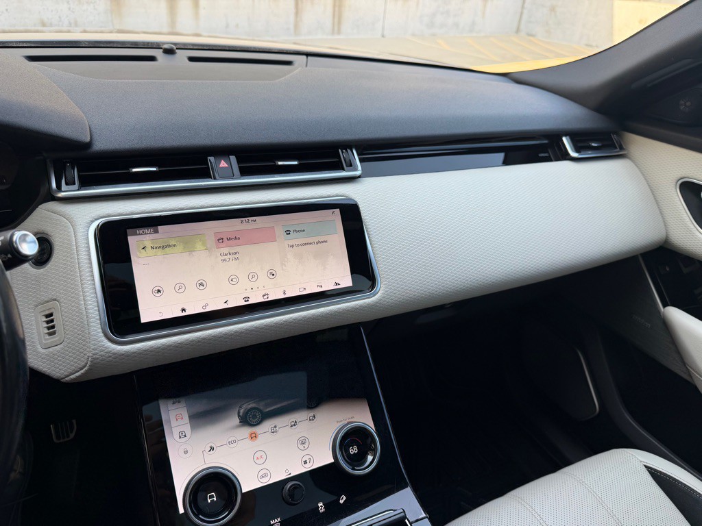 2018 Land Rover Range Rover Image 18