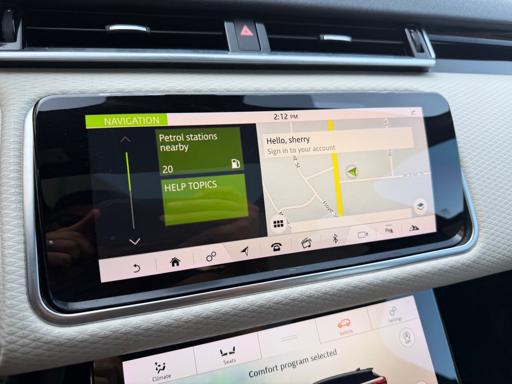 2018 Land Rover Range Rover Image 20