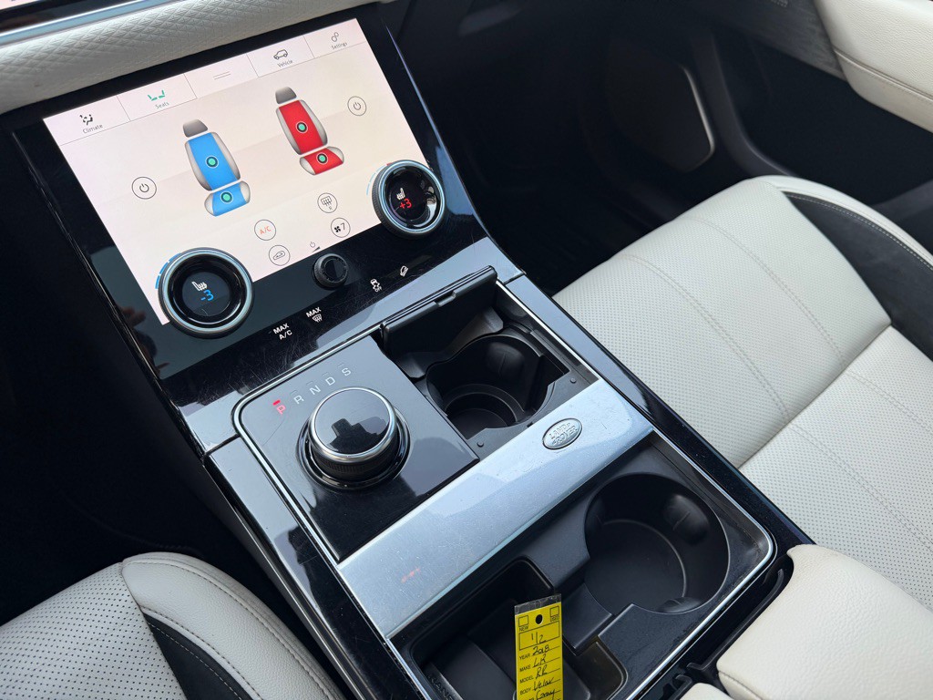 2018 Land Rover Range Rover Image 23