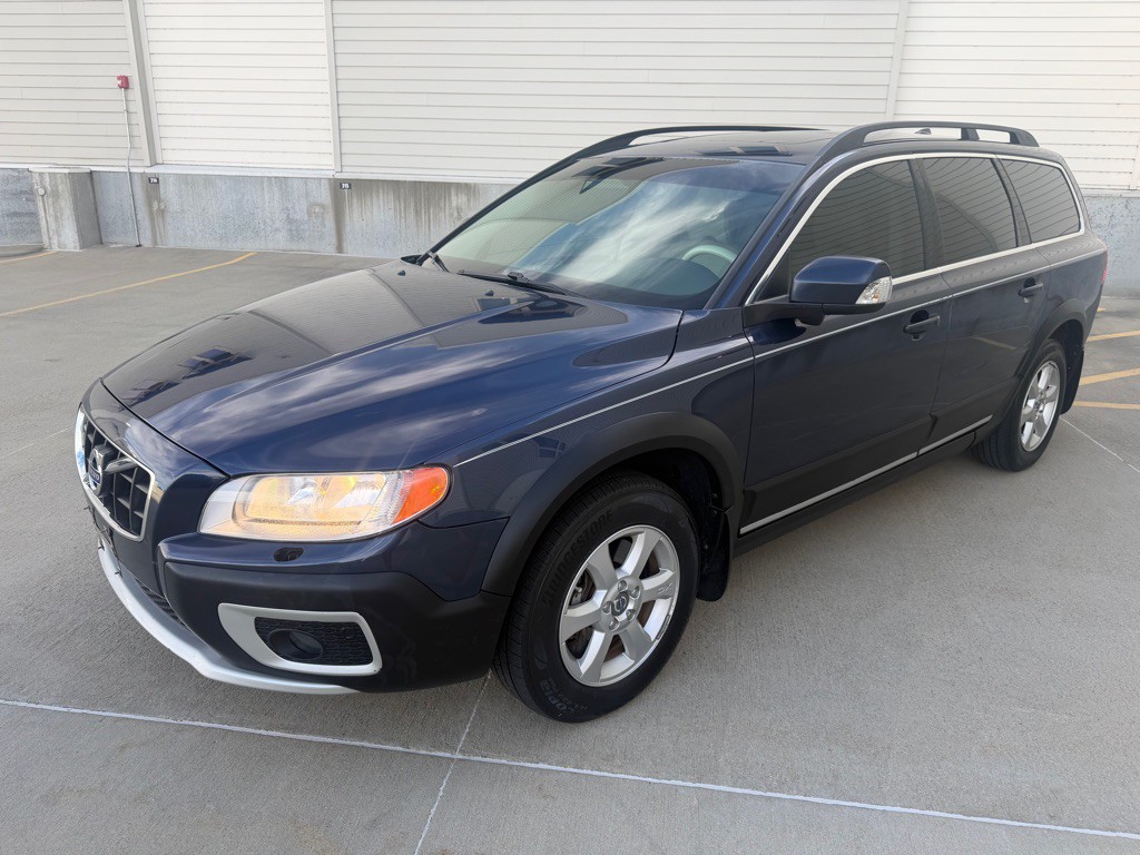 2011 Volvo XC70 Image 7