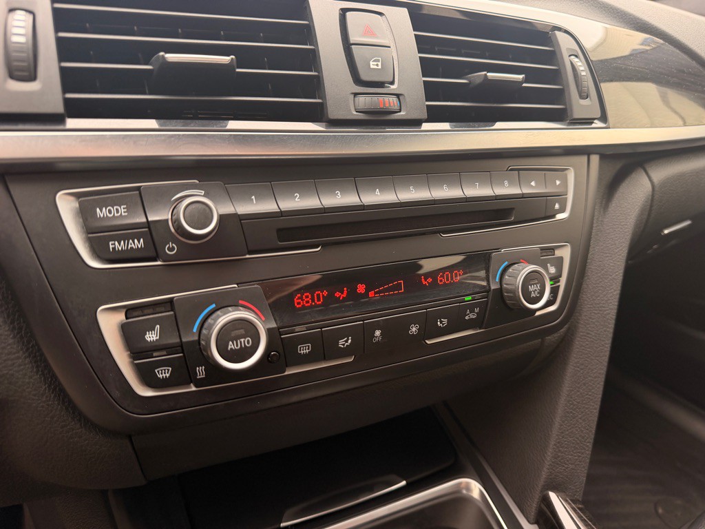 2015 BMW 3 Series Image 12