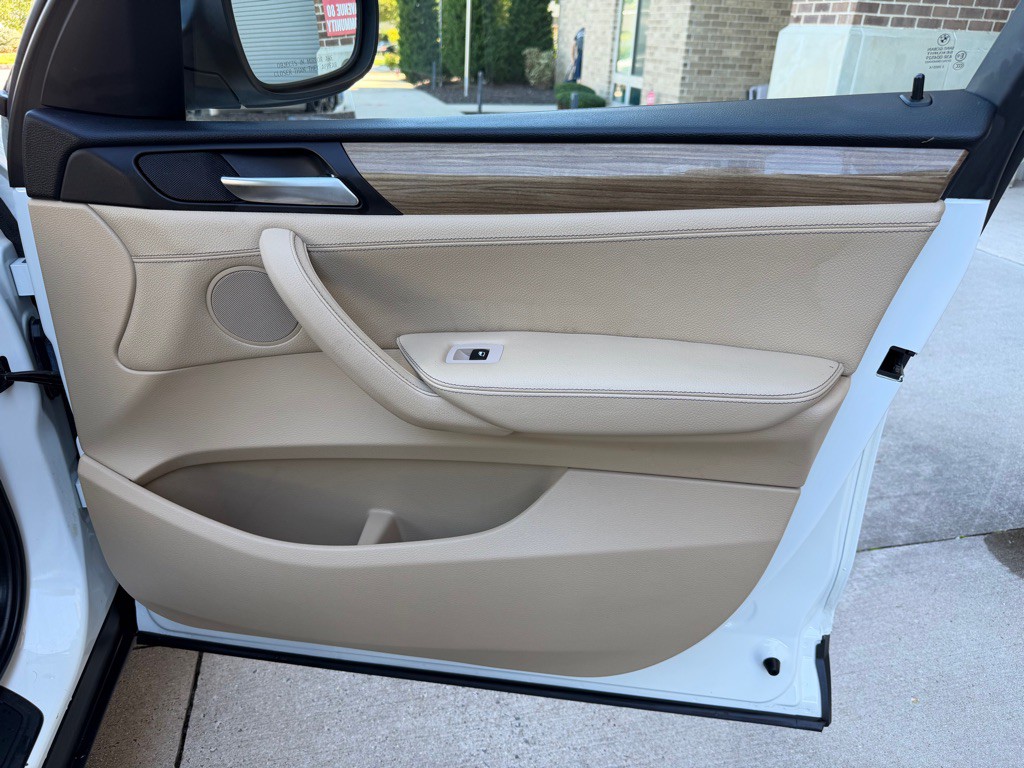 2012 BMW X3 Image 24