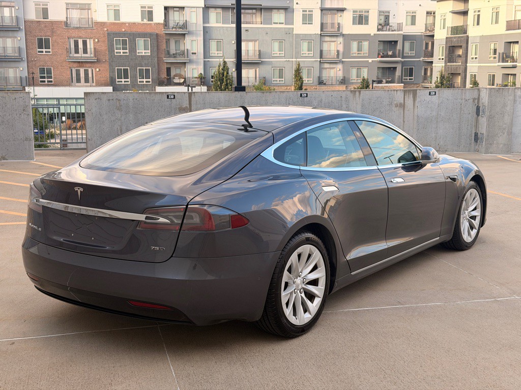 2018 Tesla Model S Image 3
