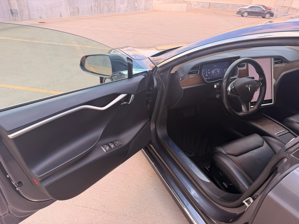 2018 Tesla Model S Image 9