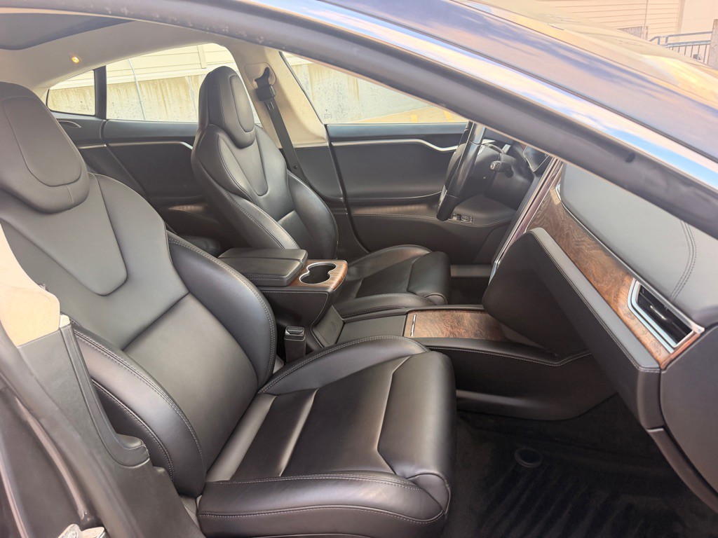 2018 Tesla Model S Image 22