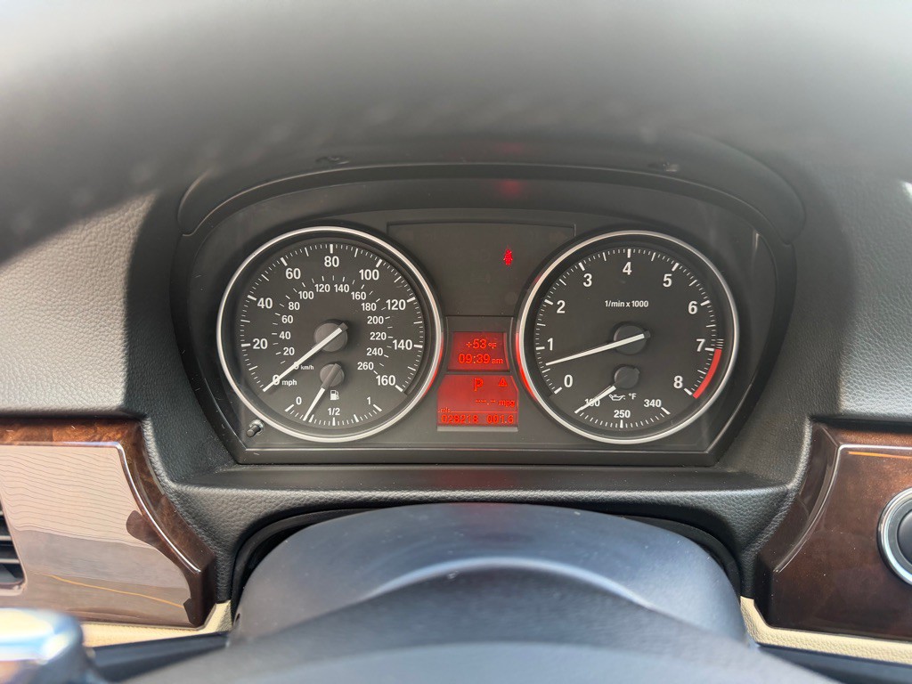 2009 BMW 3 Series Image 16