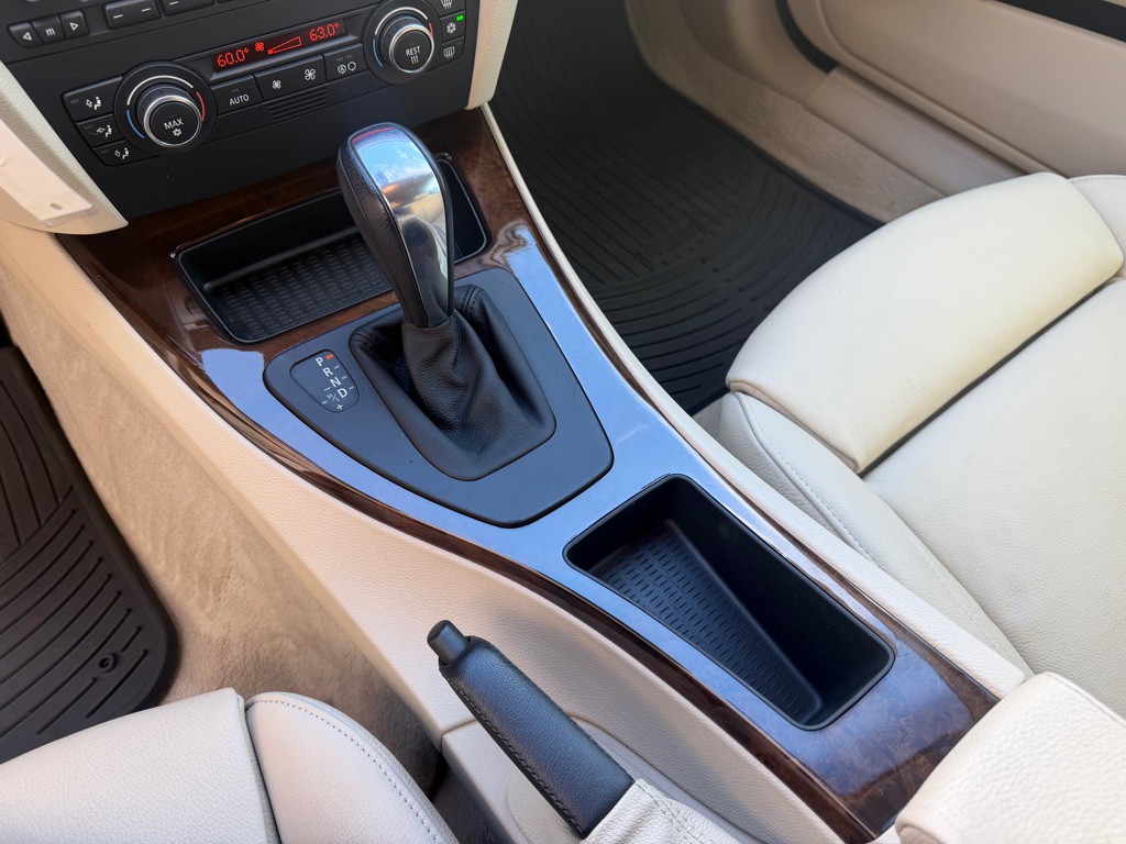 2009 BMW 3 Series Image 19