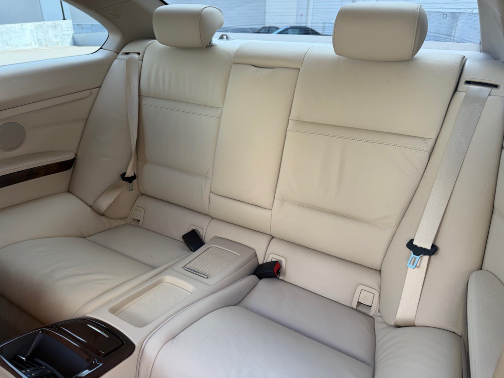 2009 BMW 3 Series Image 20