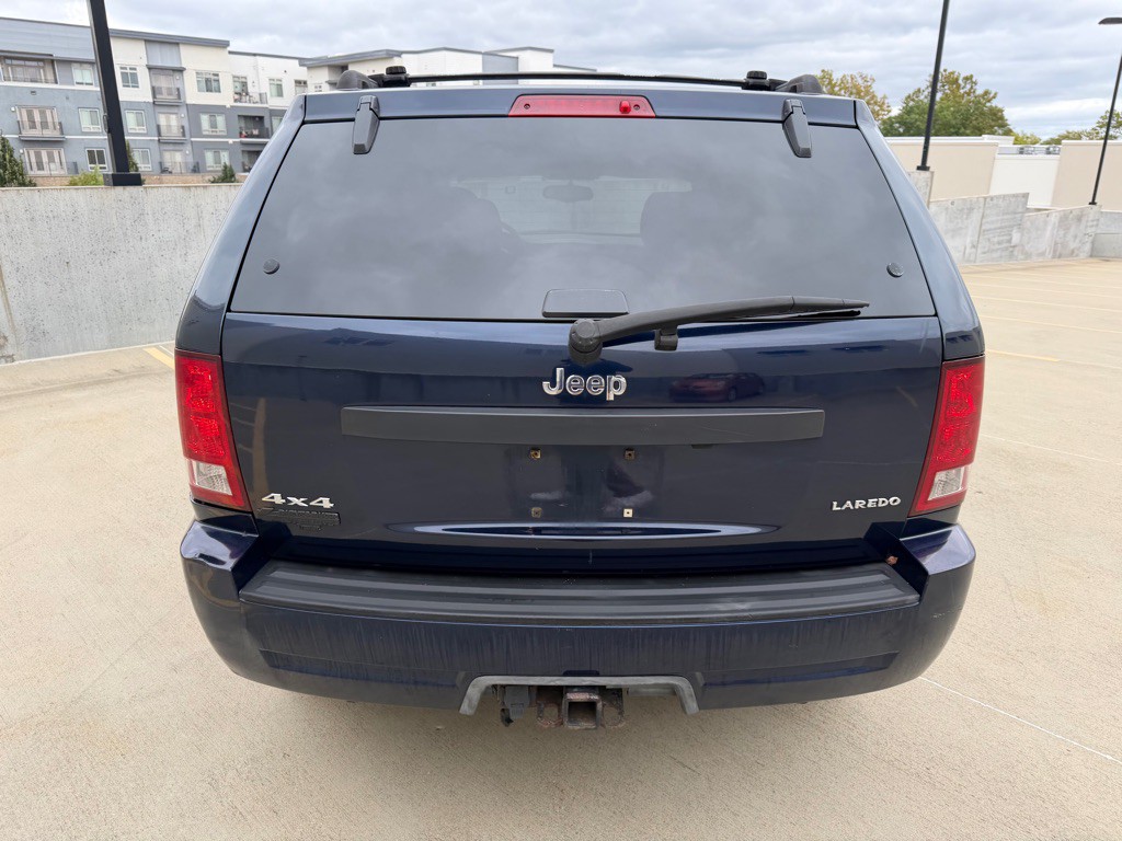 2005 Jeep Grand Cherokee Image 4
