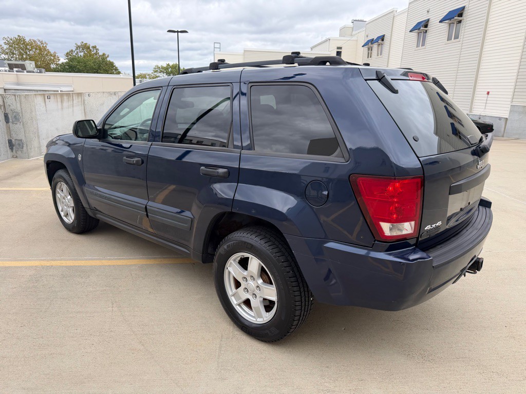 2005 Jeep Grand Cherokee Image 5