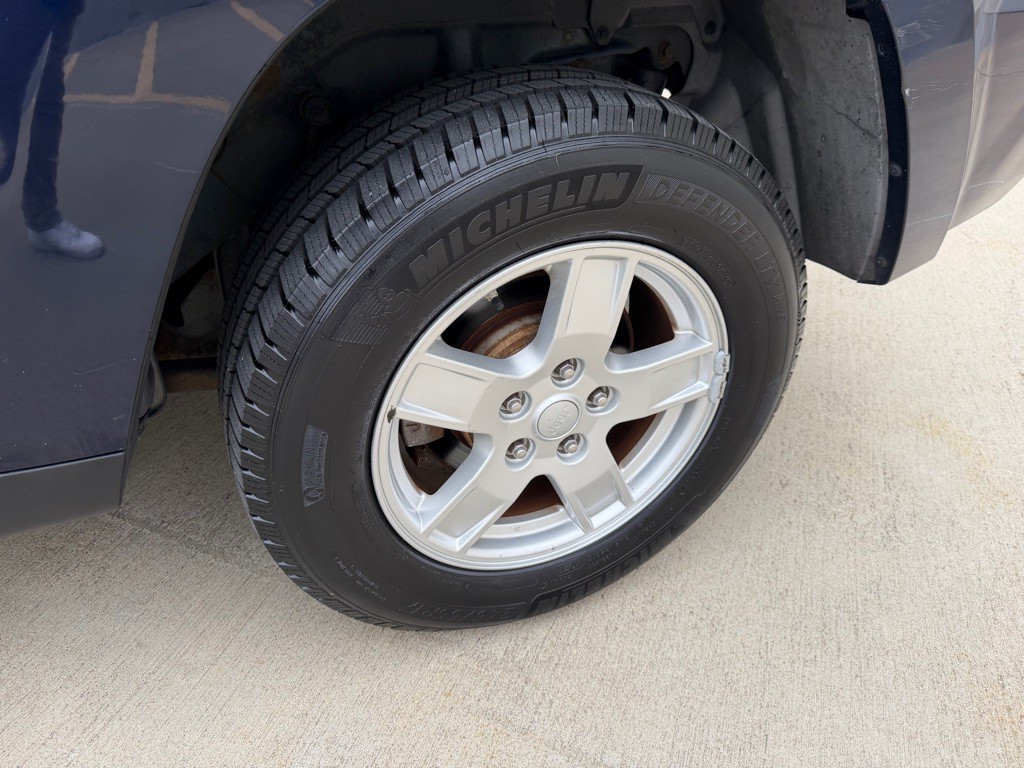 2005 Jeep Grand Cherokee Image 9