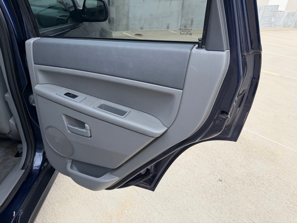2005 Jeep Grand Cherokee Image 20