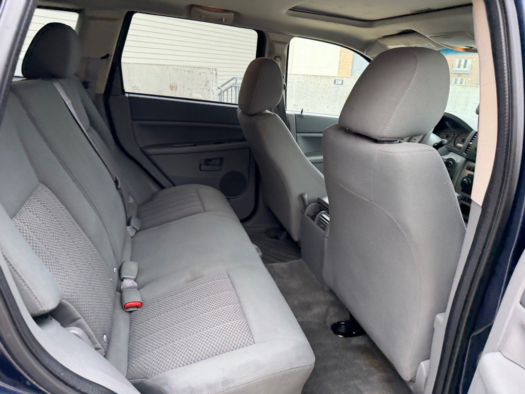 2005 Jeep Grand Cherokee Image 21