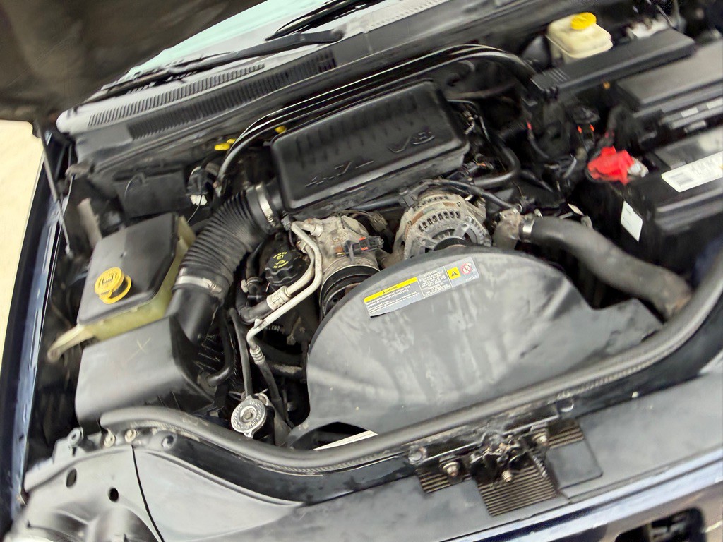 2005 Jeep Grand Cherokee Image 25