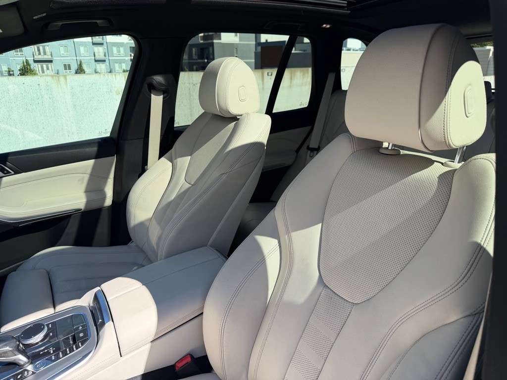 2022 BMW X5 Image 16