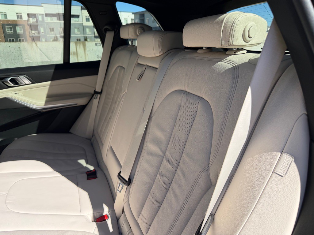 2022 BMW X5 Image 21