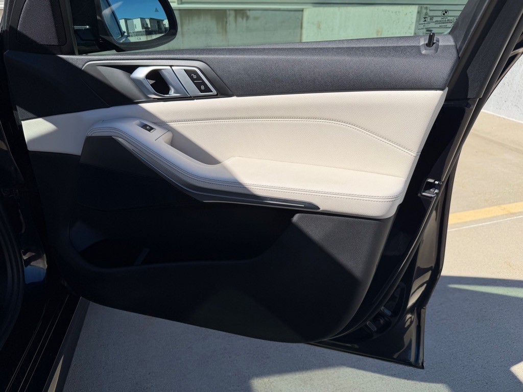 2022 BMW X5 Image 30