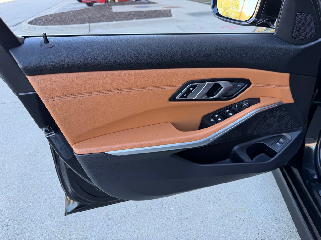 2021 BMW 3 Series Image 9