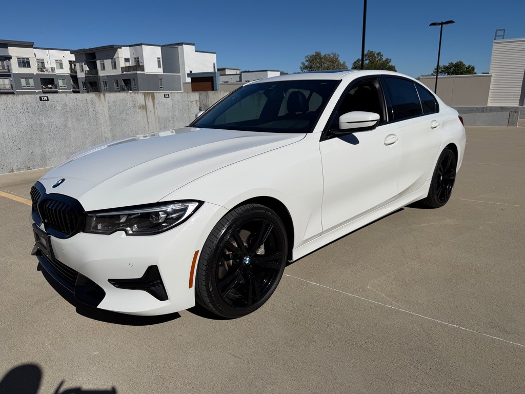 2019 BMW 3 Series Image 3