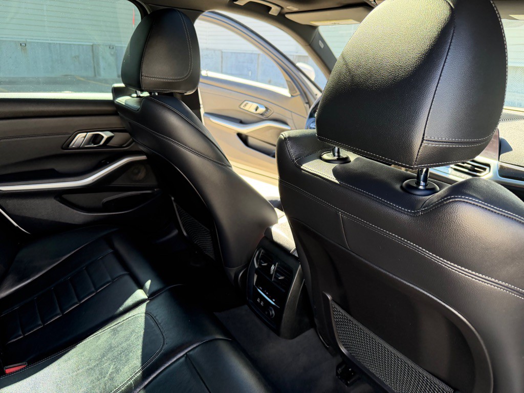 2019 BMW 3 Series Image 19