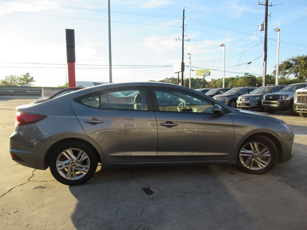 2019 Hyundai Elantra Image 6