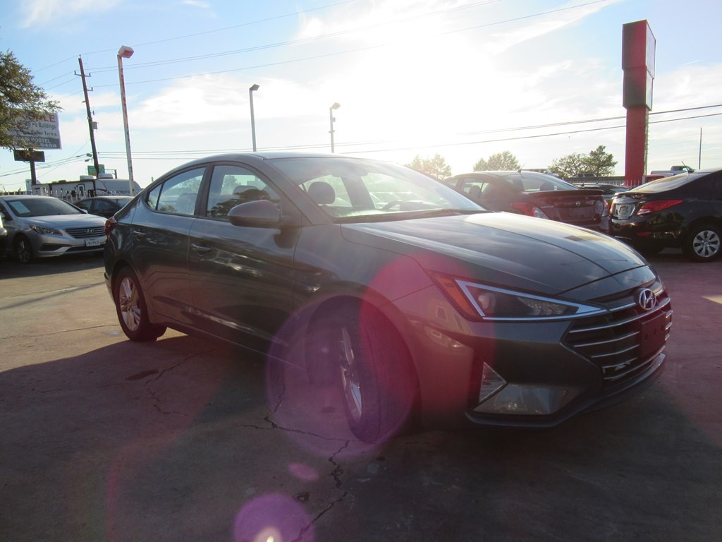 2019 Hyundai Elantra Image 7