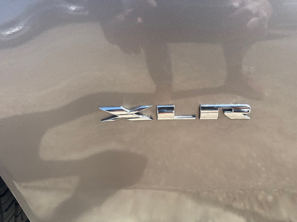 2005 Cadillac XLR Image 11