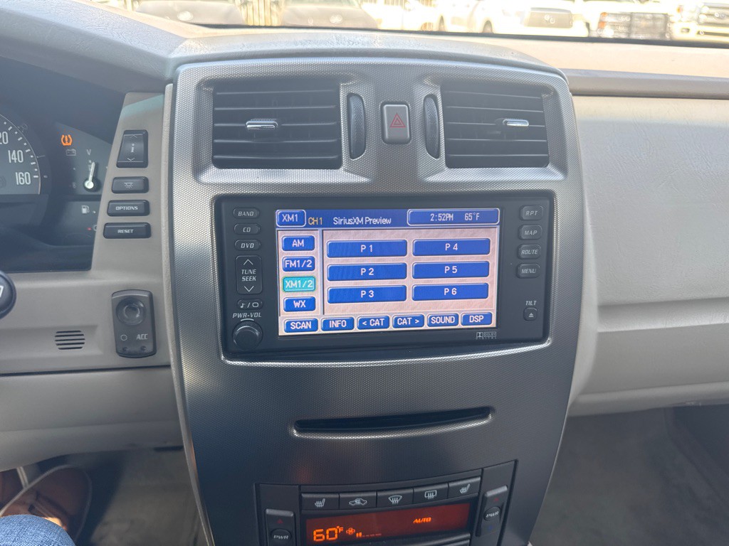 2005 Cadillac XLR Image 19