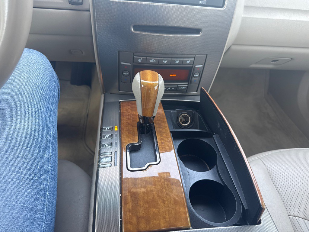 2005 Cadillac XLR Image 20