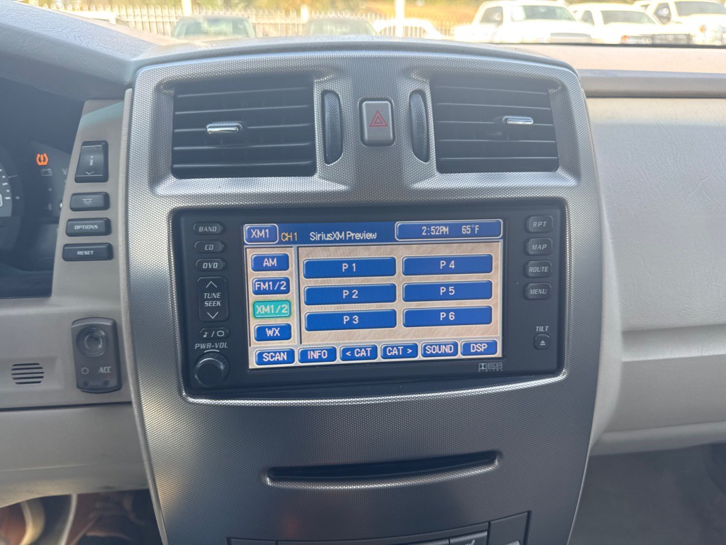 2005 Cadillac XLR Image 21