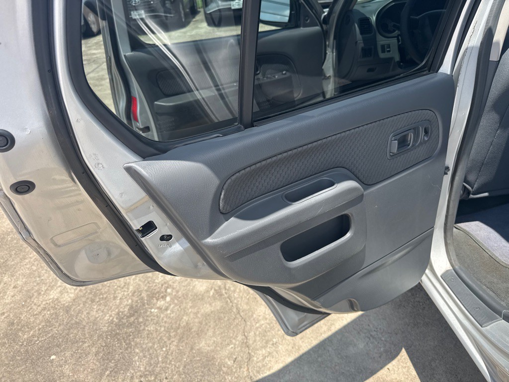 2004 Nissan Xterra Image 13