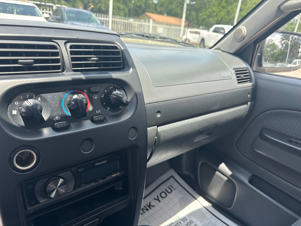 2004 Nissan Xterra Image 25
