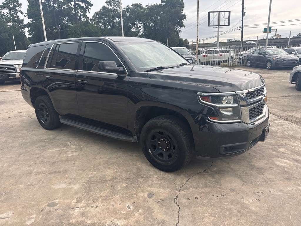 2017 Chevrolet Tahoe Image 2