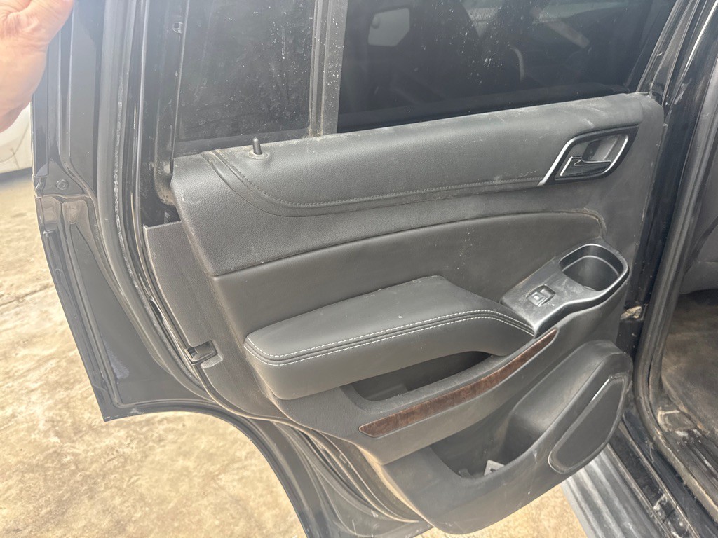 2017 Chevrolet Tahoe Image 12
