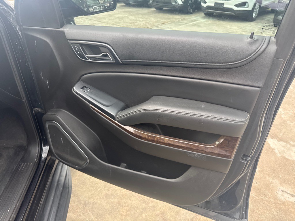 2017 Chevrolet Tahoe Image 17