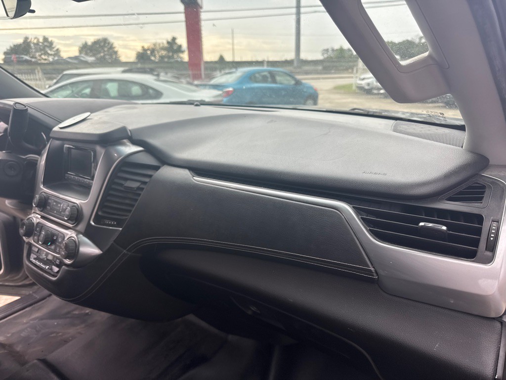 2017 Chevrolet Tahoe Image 19