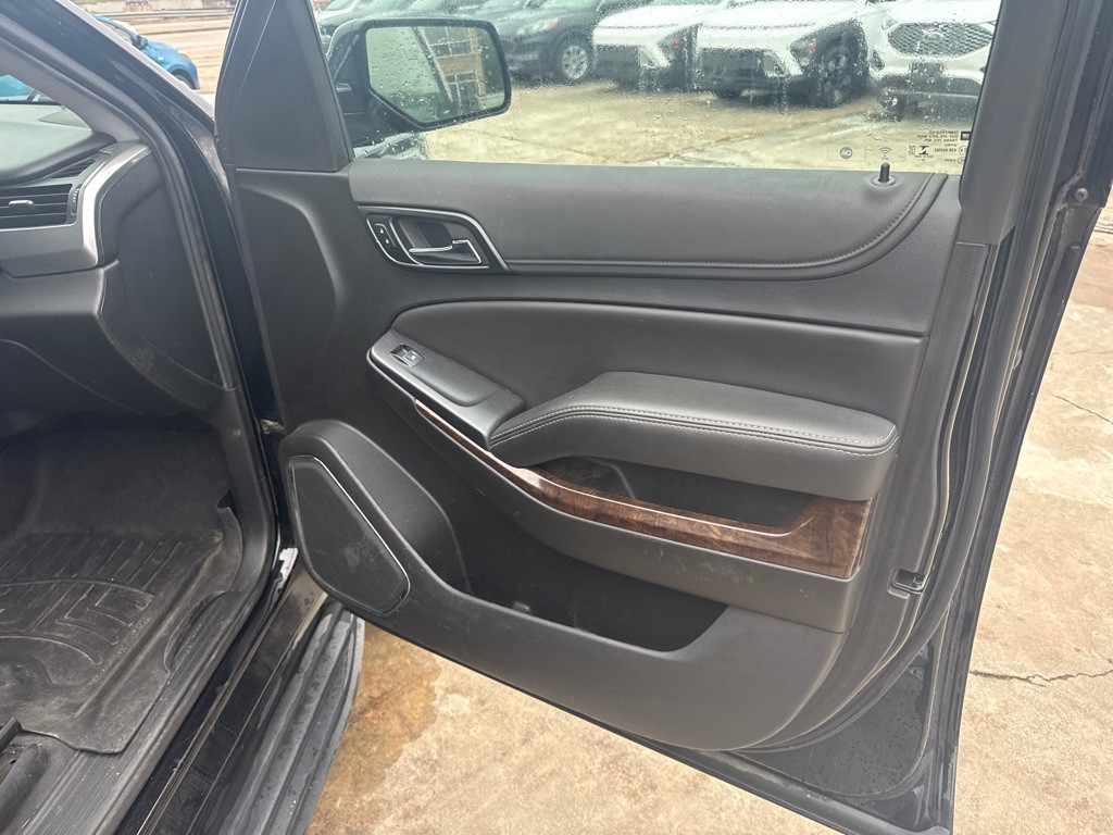 2019 Chevrolet Tahoe Image 17