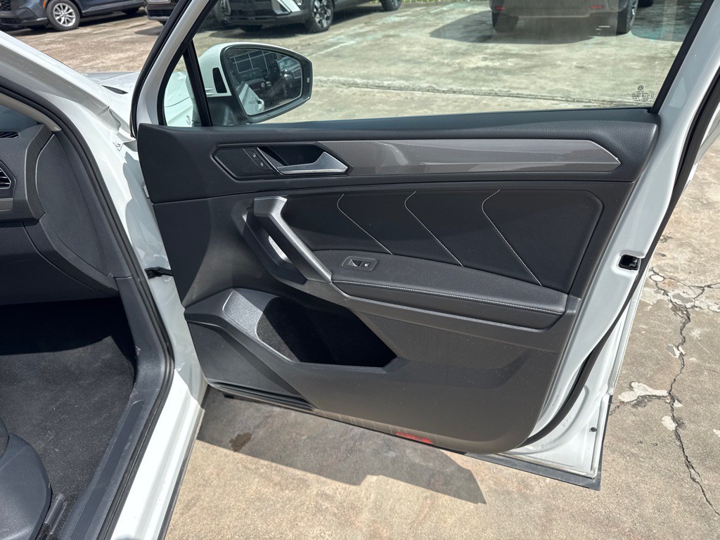 2022 Volkswagen Tiguan Image 20