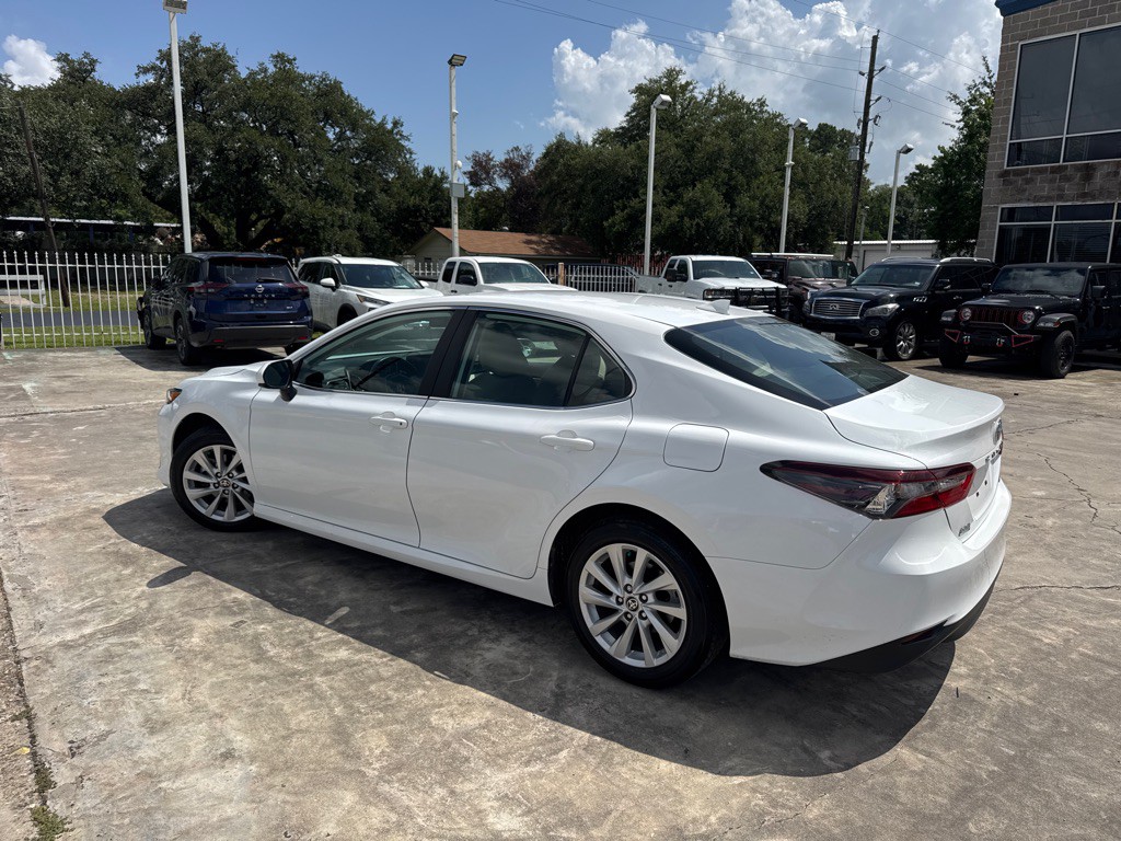 2024 Toyota Camry Image 7