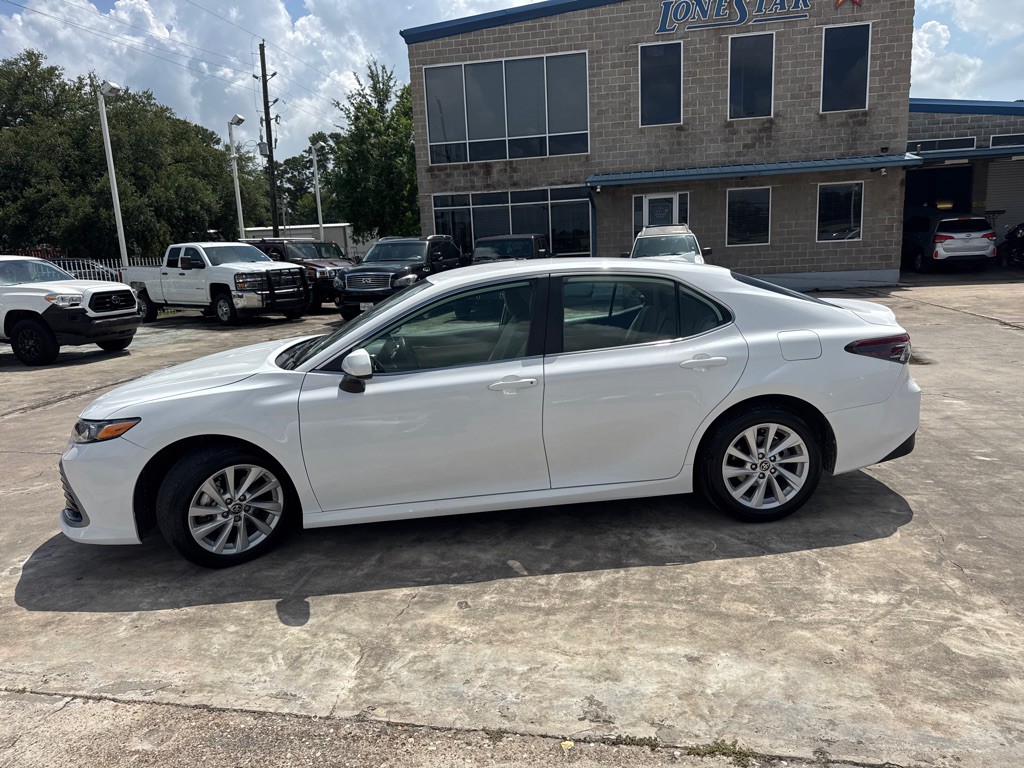 2024 Toyota Camry Image 8