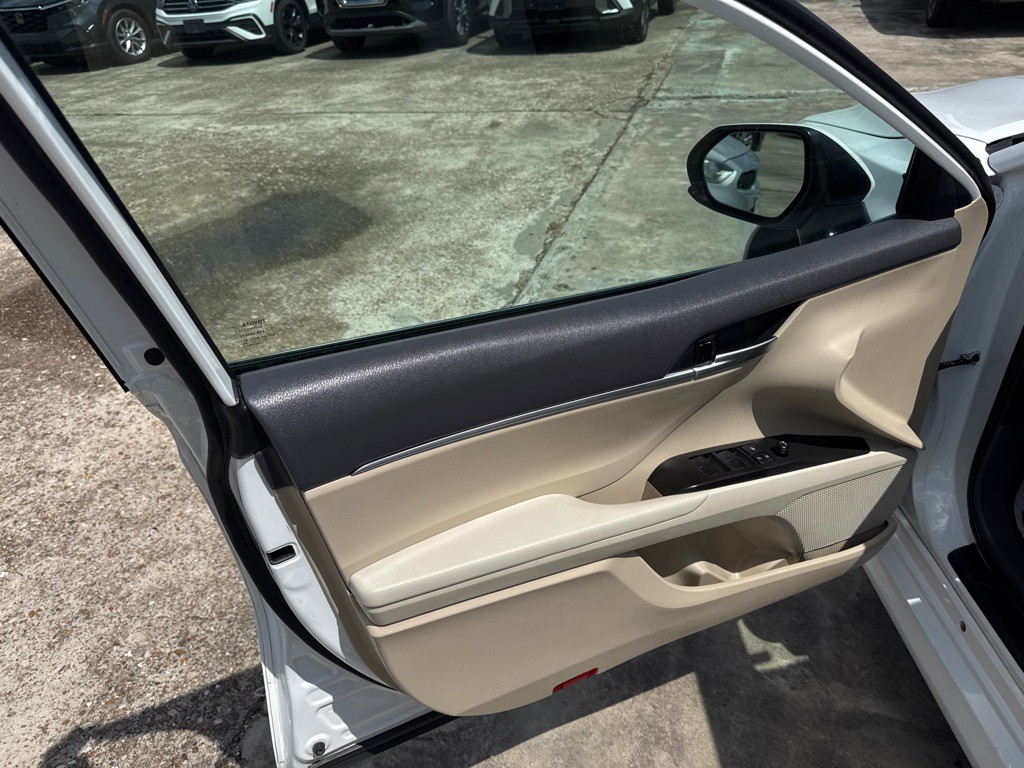2024 Toyota Camry Image 11