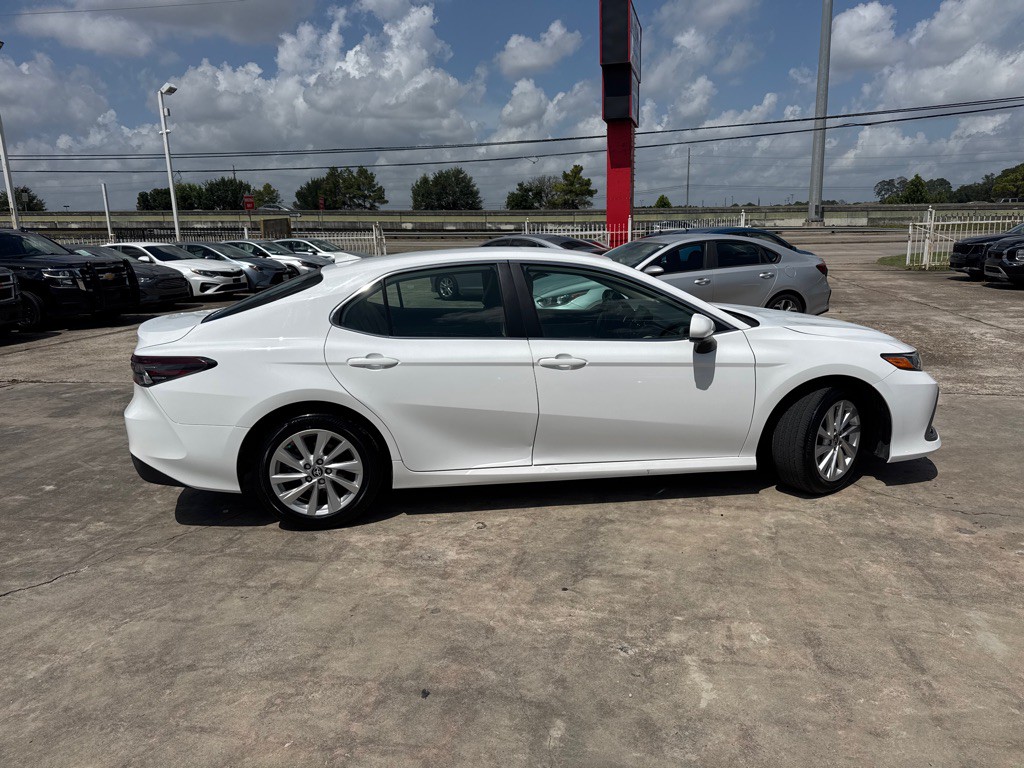 2024 Toyota Camry Image 4