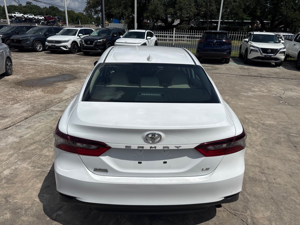 2024 Toyota Camry Image 7