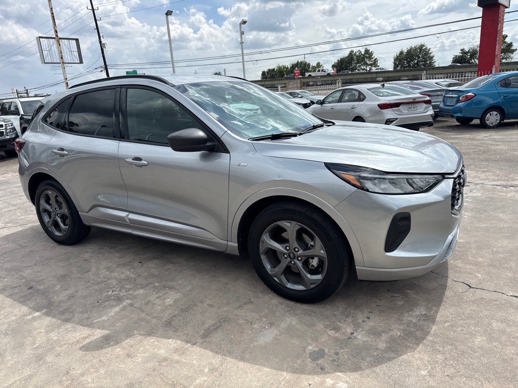 2024 Ford Escape Image 3
