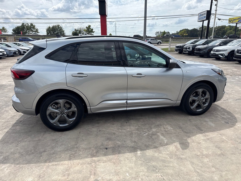 2024 Ford Escape Image 4